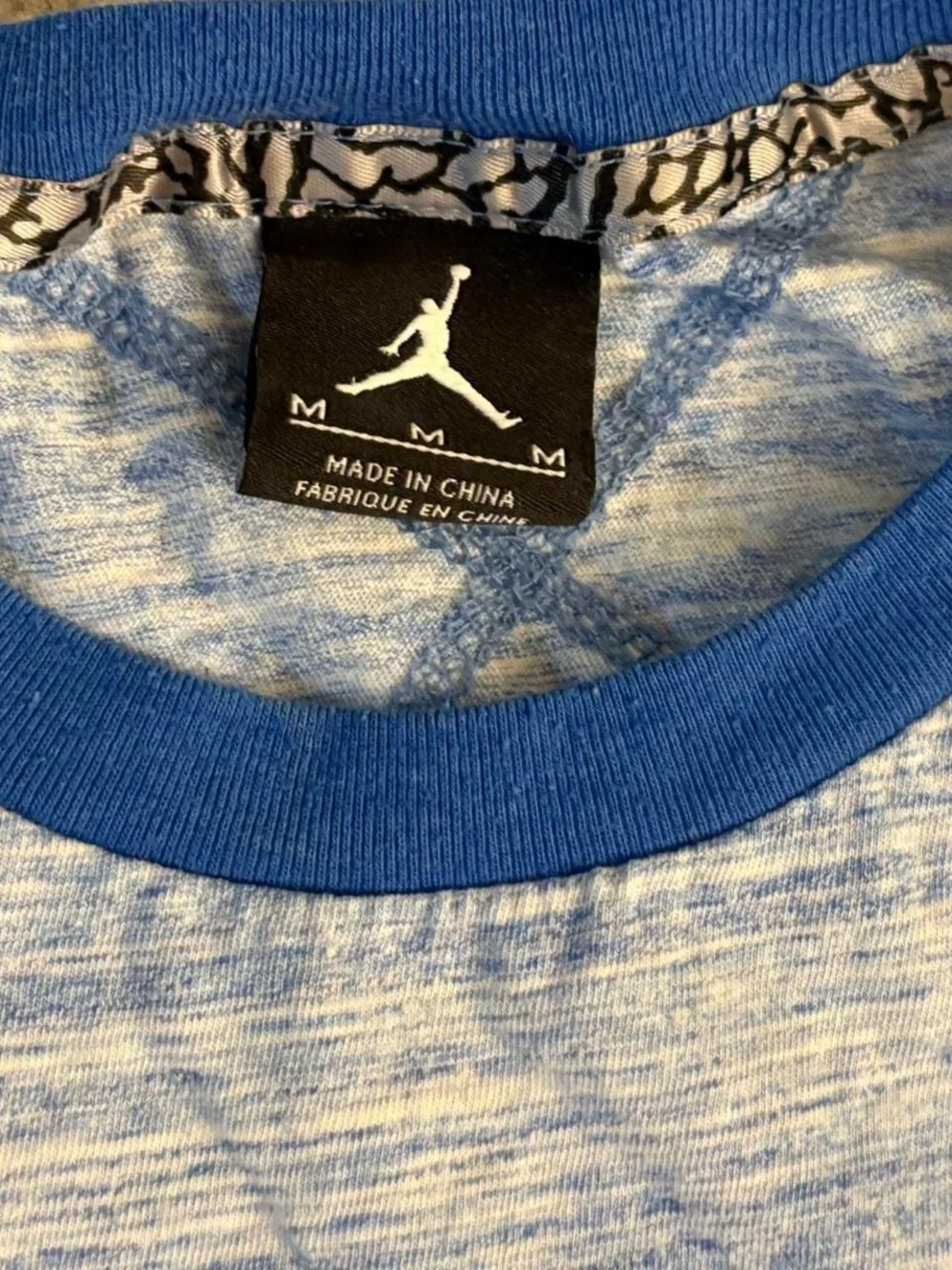 Men’s Medium Jordan Blue & White Fade Tee